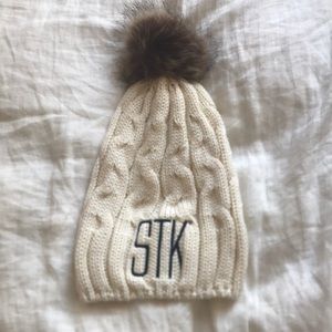 Knit Beanie with Pom Pom - Cream Color